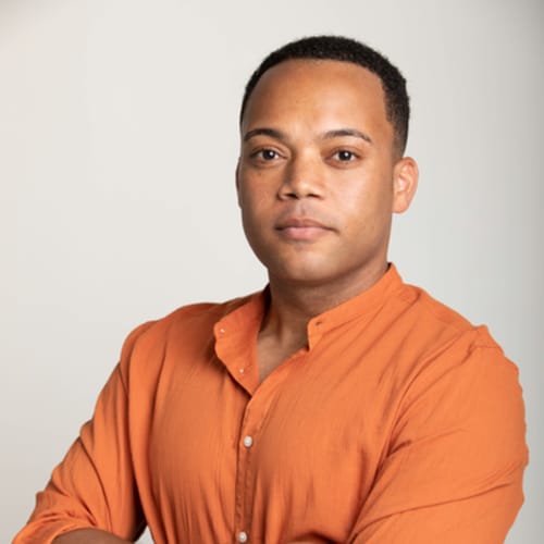 Headshot of Derrick Harding, LCSW