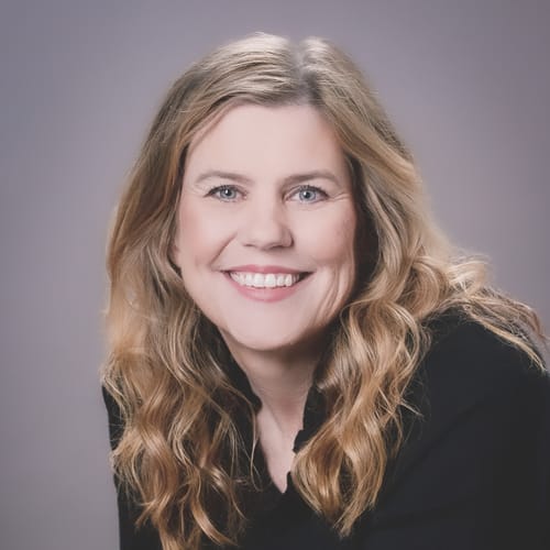Headshot of Jennifer Roach, LCPC