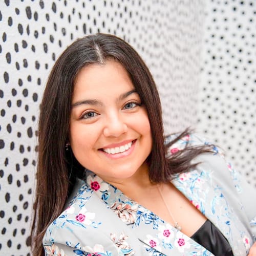 Headshot of Mirella Sawin, LCSW
