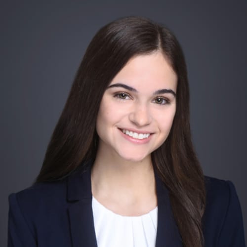Headshot of Amanda Massa, LCSW