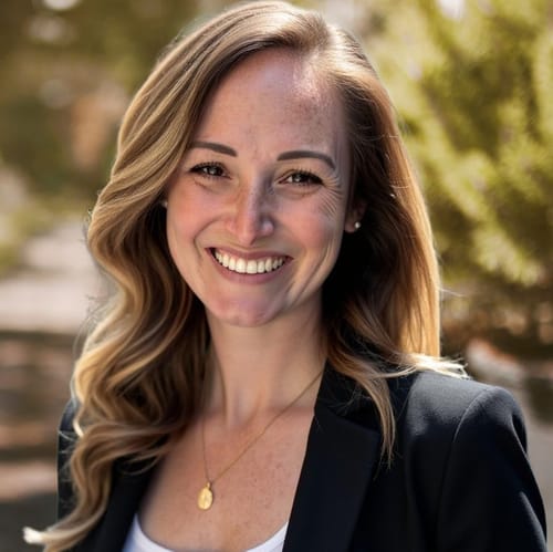 Headshot of Brittnee Rogers, APN