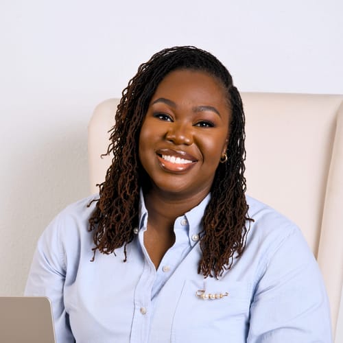 Headshot of Sibi Powers, LMFT