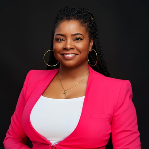 Headshot of Amber Williams, LCSW