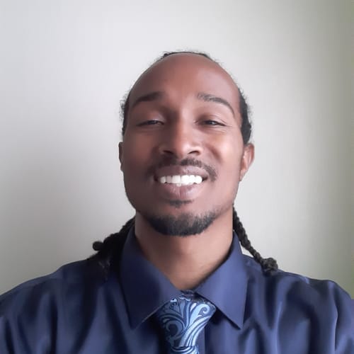 Headshot of Yasin Aquil, LMFT