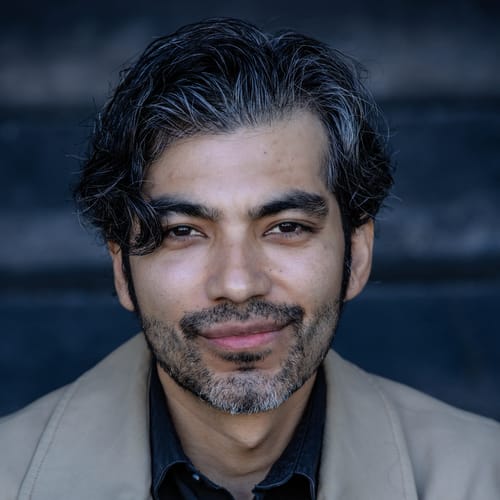 Headshot of Victor Aguilar, LMFT