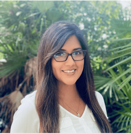 Headshot of Mariana Salgado, LMHC