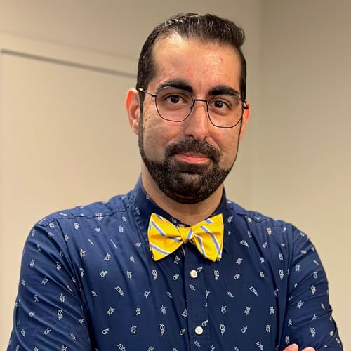 Headshot of Sam Haghighi, PSYCHOLOGIST