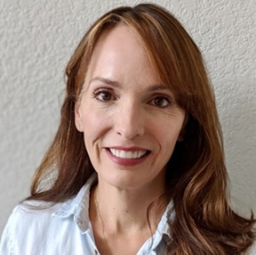 Headshot of Anne Wakefield, LCSW