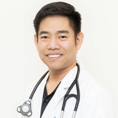 Headshot of Randy Mallari, APRN_CNP