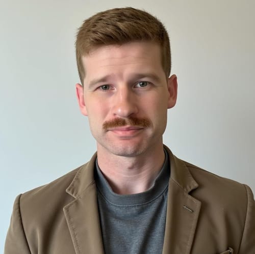 Headshot of Dan Champoux, LCSW