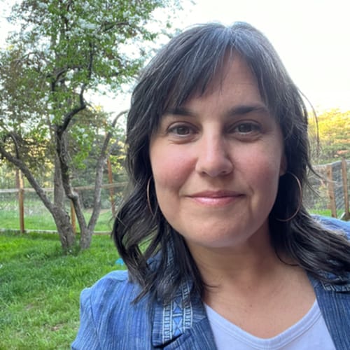 Headshot of Cici Couzelis, APN