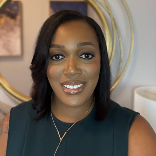Headshot of Jalisia Guyton, LCSW