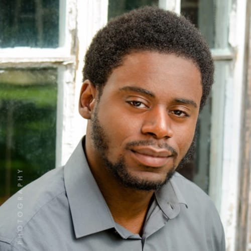 Headshot of Robins Prophete, LCSW