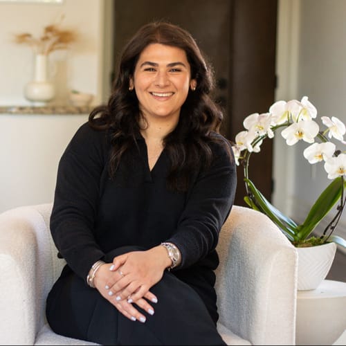 Headshot of Alexa Pirouti, LMFT