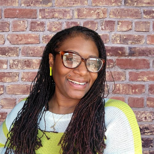 Headshot of Tanya Perry, LCSW
