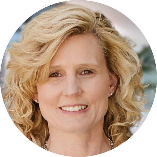Headshot of Lisa Harmon, LCSW