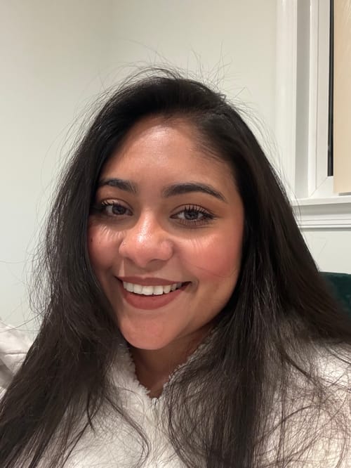 Headshot of Lamisa Shaik, LMHC