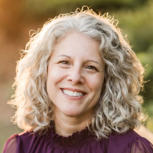 Headshot of Rachel Ladov, LCSW