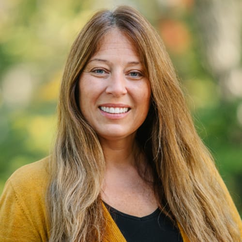 Headshot of April FItzharris, LCSW
