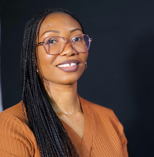 Headshot of Yetunde Bamisile, LCSW