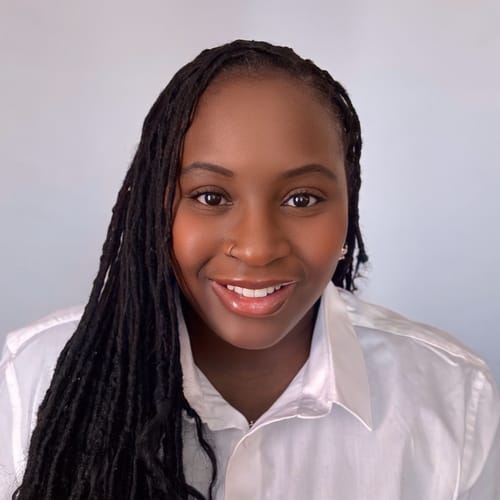 Headshot of Asia Bash, LCSW