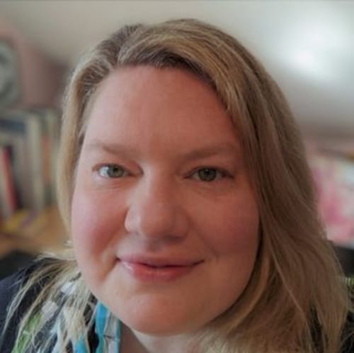 Headshot of Crystal Bartlett, LPC