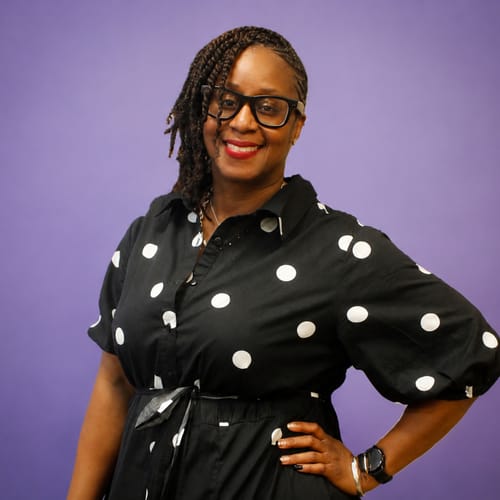 Headshot of Akisha Russell, LCPC