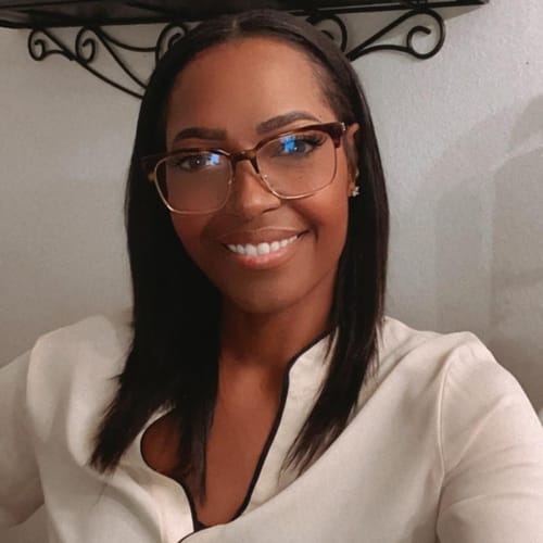Headshot of Tahlua Goosby, LCSW
