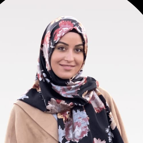 Headshot of Somaya Kalla, LMFT