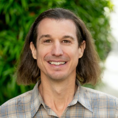 Headshot of Tim Holtzman, LPCC