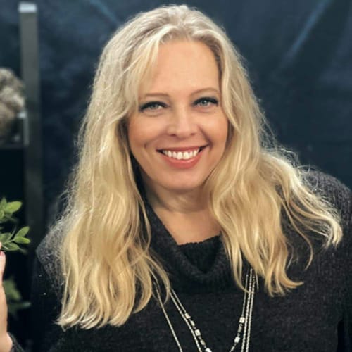 Headshot of Jennifer Burgess, LCSW