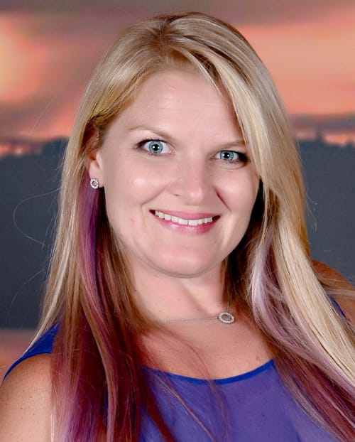 Headshot of Stephenie Wolford-Ward, LMHC