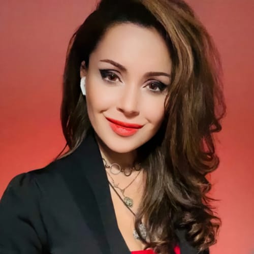 Headshot of Tatiana Kryzhanovskaya-Lutsik, LPC