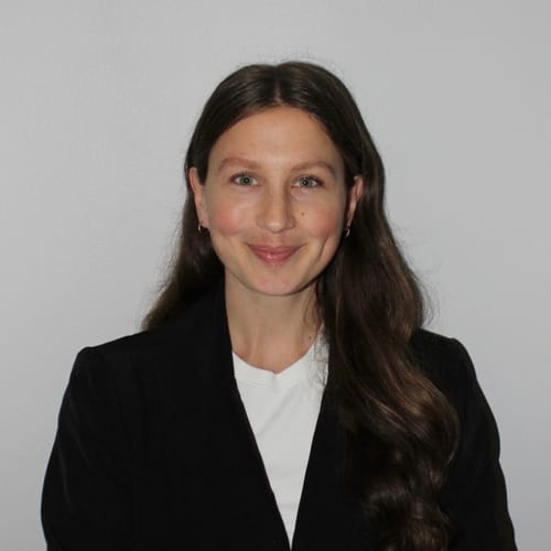 Headshot of Rebecca Flynt, LCSW