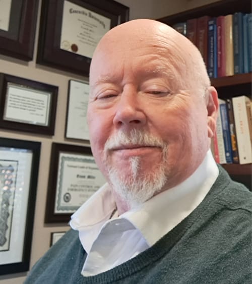 Headshot of Ernest Miller, LPC