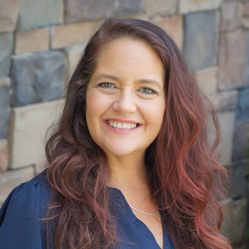 Headshot of Lynetta Martindale, LMFT