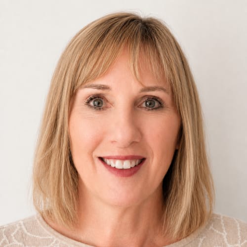 Headshot of Dorothy Burge, LPC