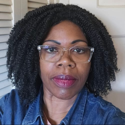 Headshot of Stephanee Caviness, LMSW