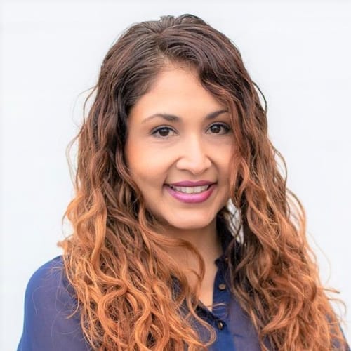 Headshot of Nica Gaona, LCSW