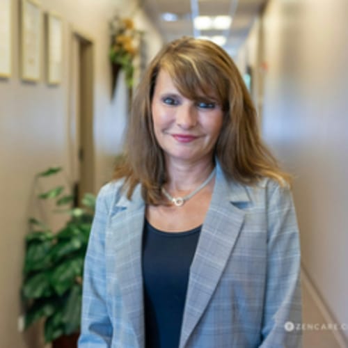 Headshot of Michelle Pagella, LCPC