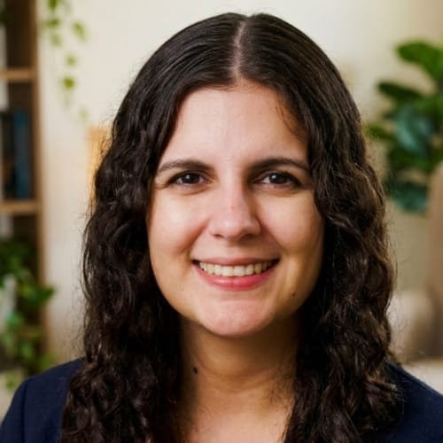 Headshot of Ashleigh Jewett, LCSW