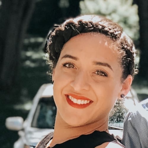 Headshot of Stephanie Wallace, LCSW_C