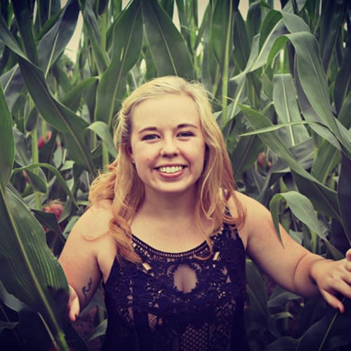 Headshot of Kayla Bixler, LCSW