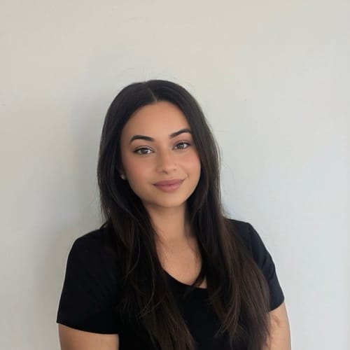Headshot of Shloka Iyer, LMFT