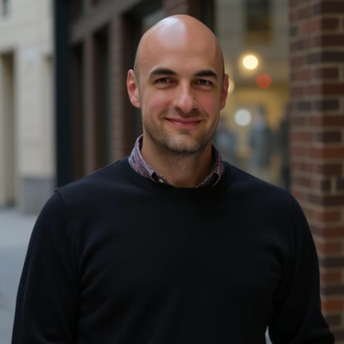 Headshot of Andrew Lauric, LPC