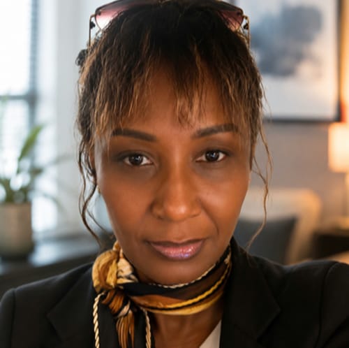 Headshot of Olga Rostron, APRN