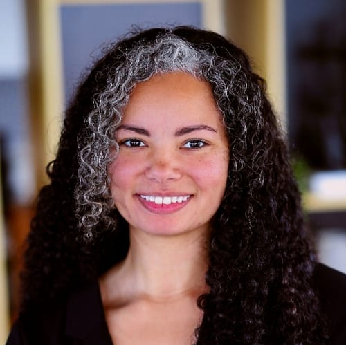 Headshot of Dana Denaris, APN
