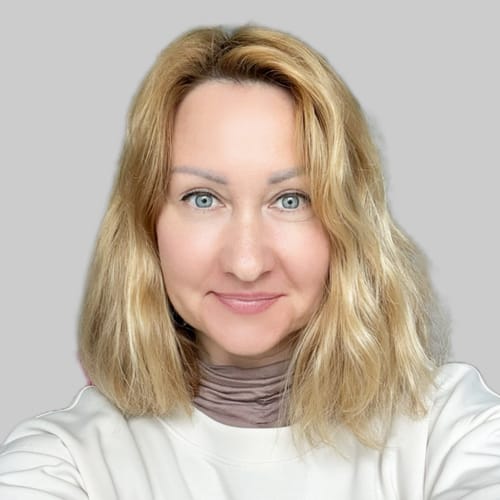 Headshot of Elizaveta Egorova, LMFT