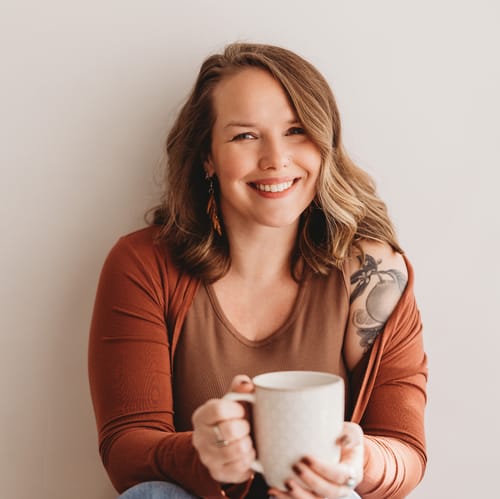 Headshot of Lizz Dyson, LCSW