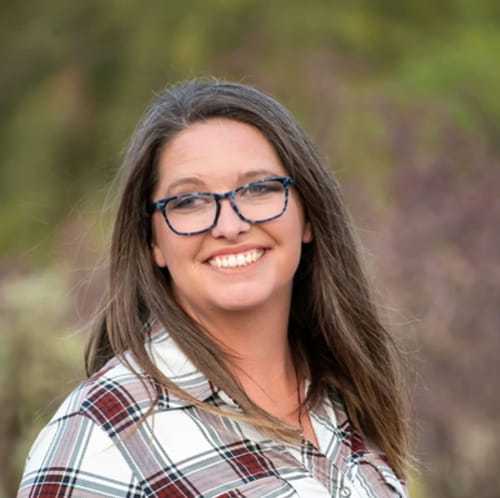 Headshot of Stephanie Hackett, LCSW
